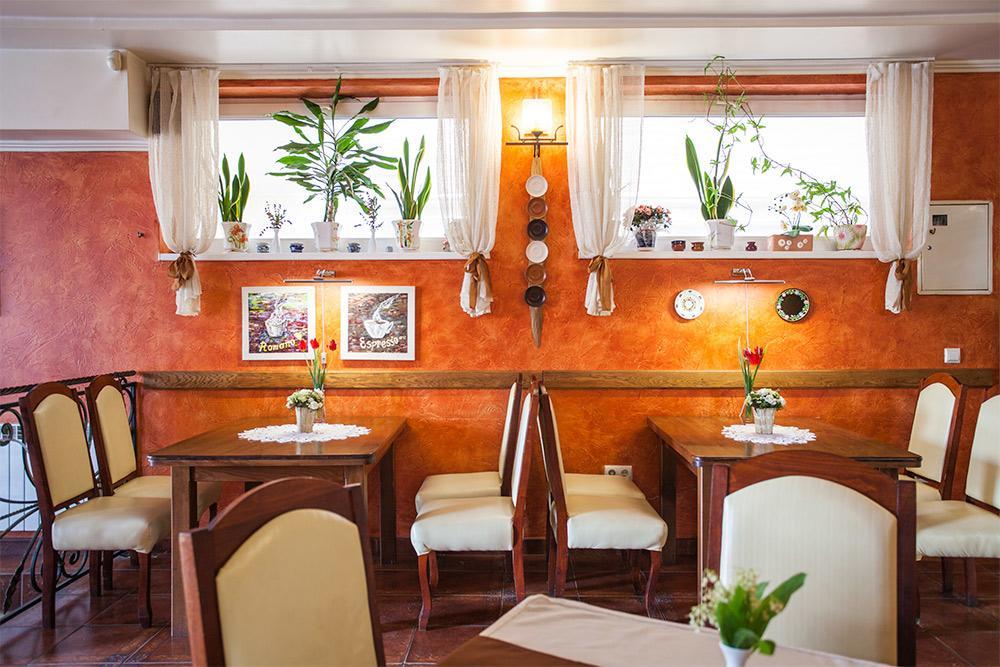 Gracia Hotel Berehove  Luaran gambar