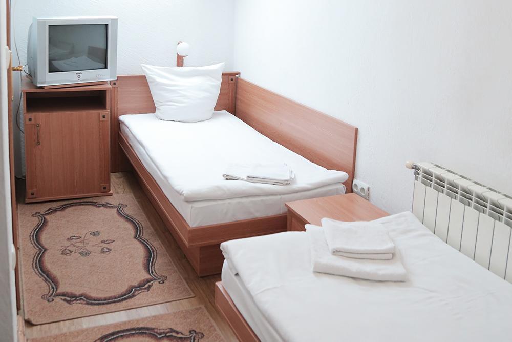 Gracia Hotel Berehove  Luaran gambar
